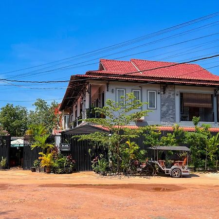 Nika'S House Pansiyon Siem Reap Dış mekan fotoğraf